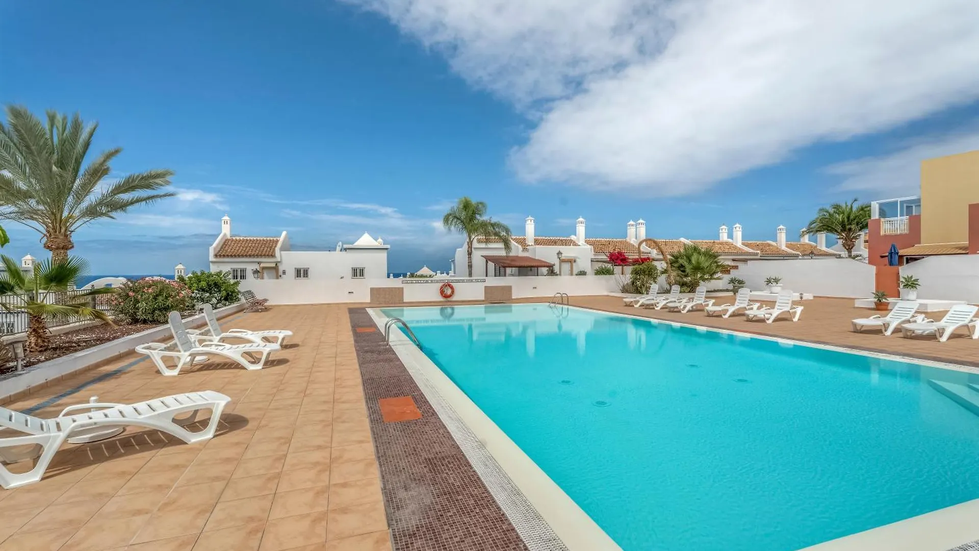 Beautifull Residencial Albatros By Paramount Holidays Costa Adeje  0*, Costa Adeje (Tenerife)