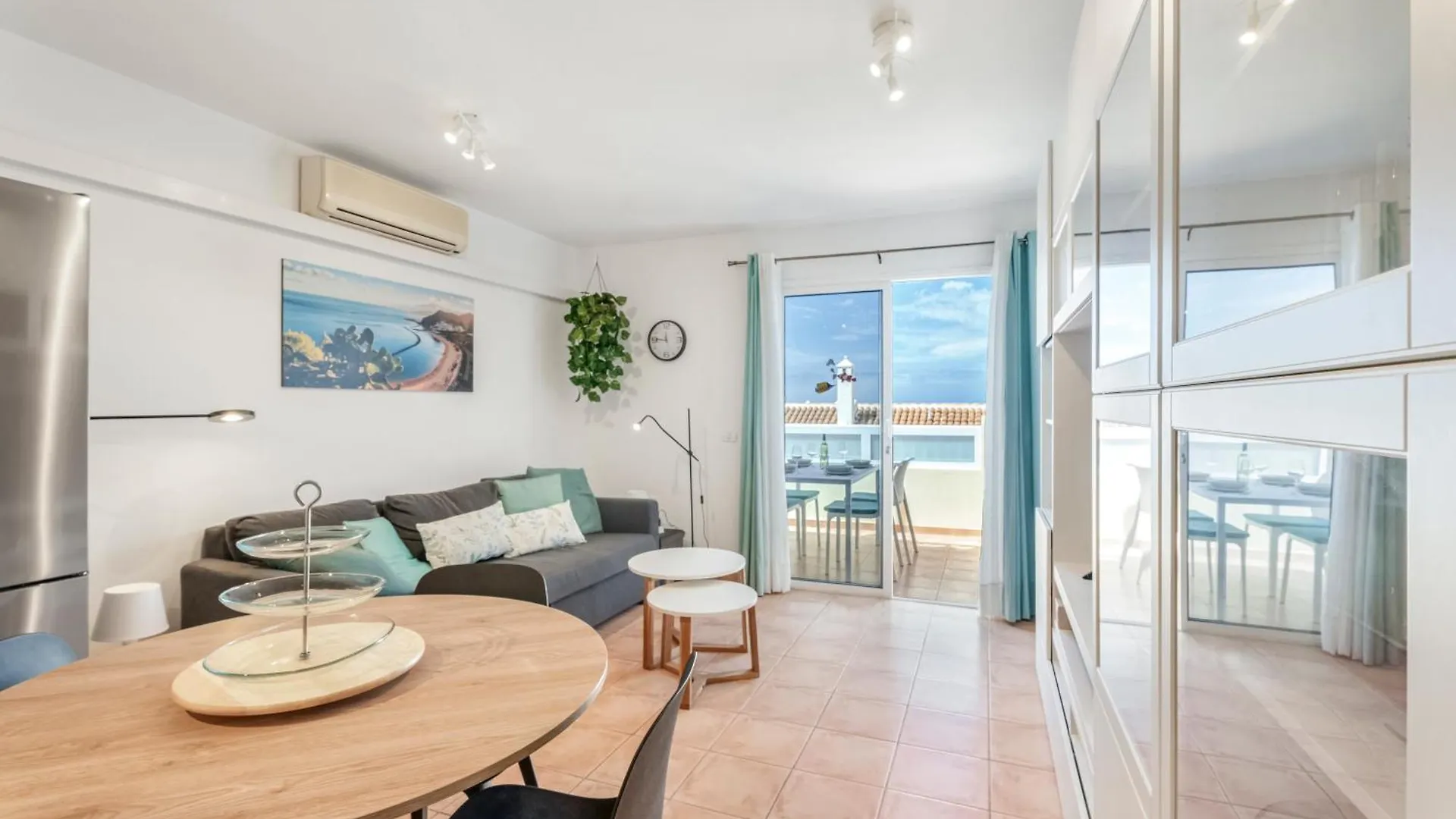 Beautifull Residencial Albatros By Paramount Holidays Costa Adeje  Spain